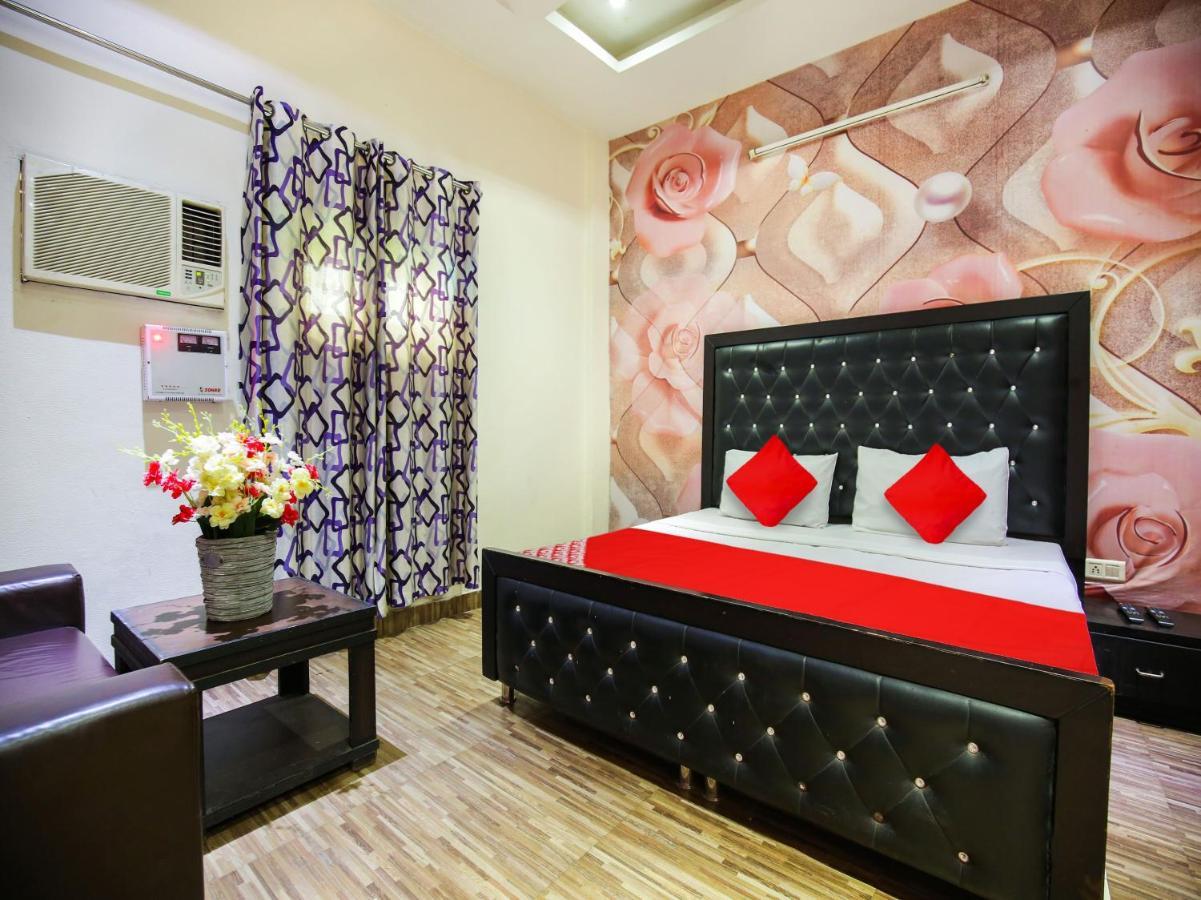 Oyo Flagship Hotel Le Aley Regency Ludhiana Buitenkant foto