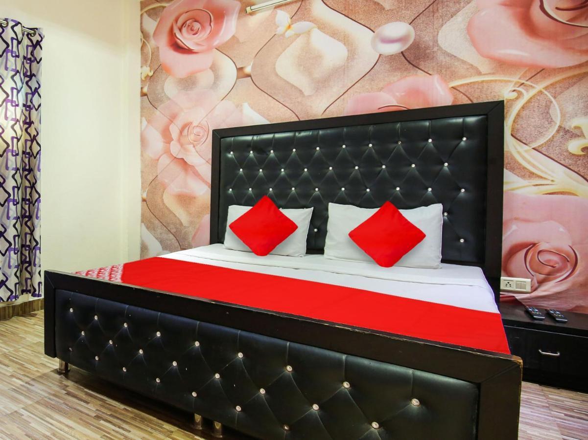 Oyo Flagship Hotel Le Aley Regency Ludhiana Buitenkant foto