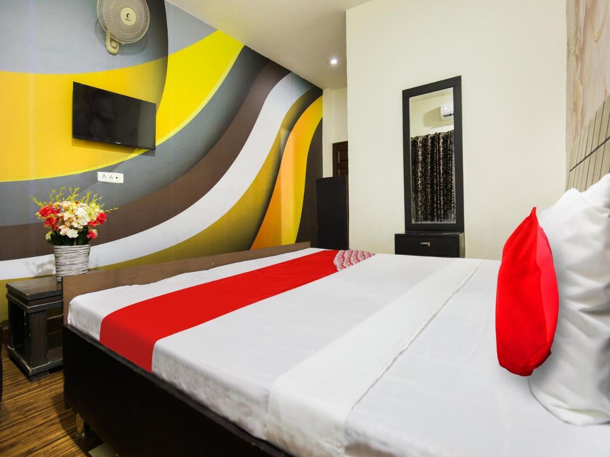 Oyo Flagship Hotel Le Aley Regency Ludhiana Buitenkant foto