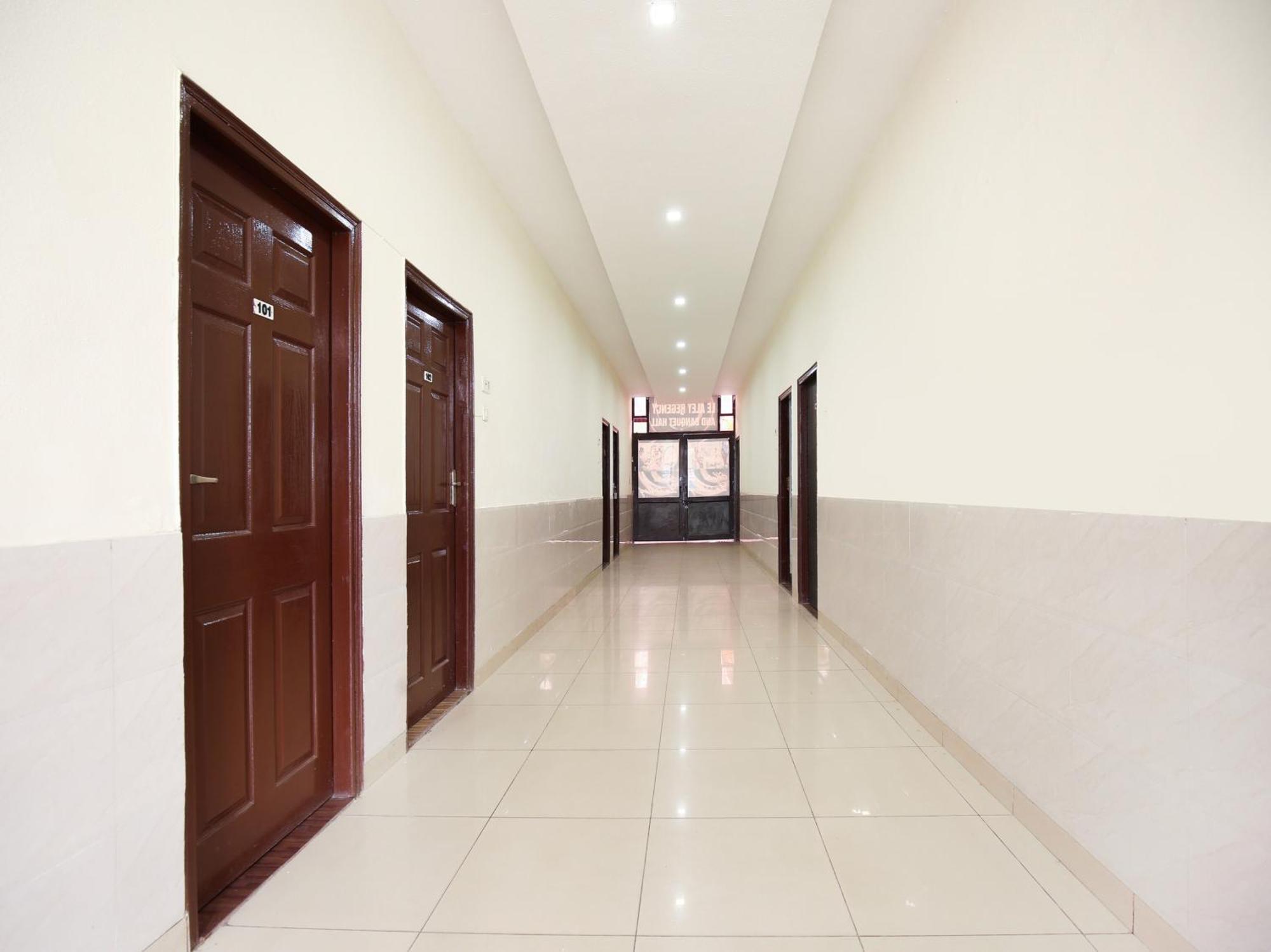 Oyo Flagship Hotel Le Aley Regency Ludhiana Buitenkant foto
