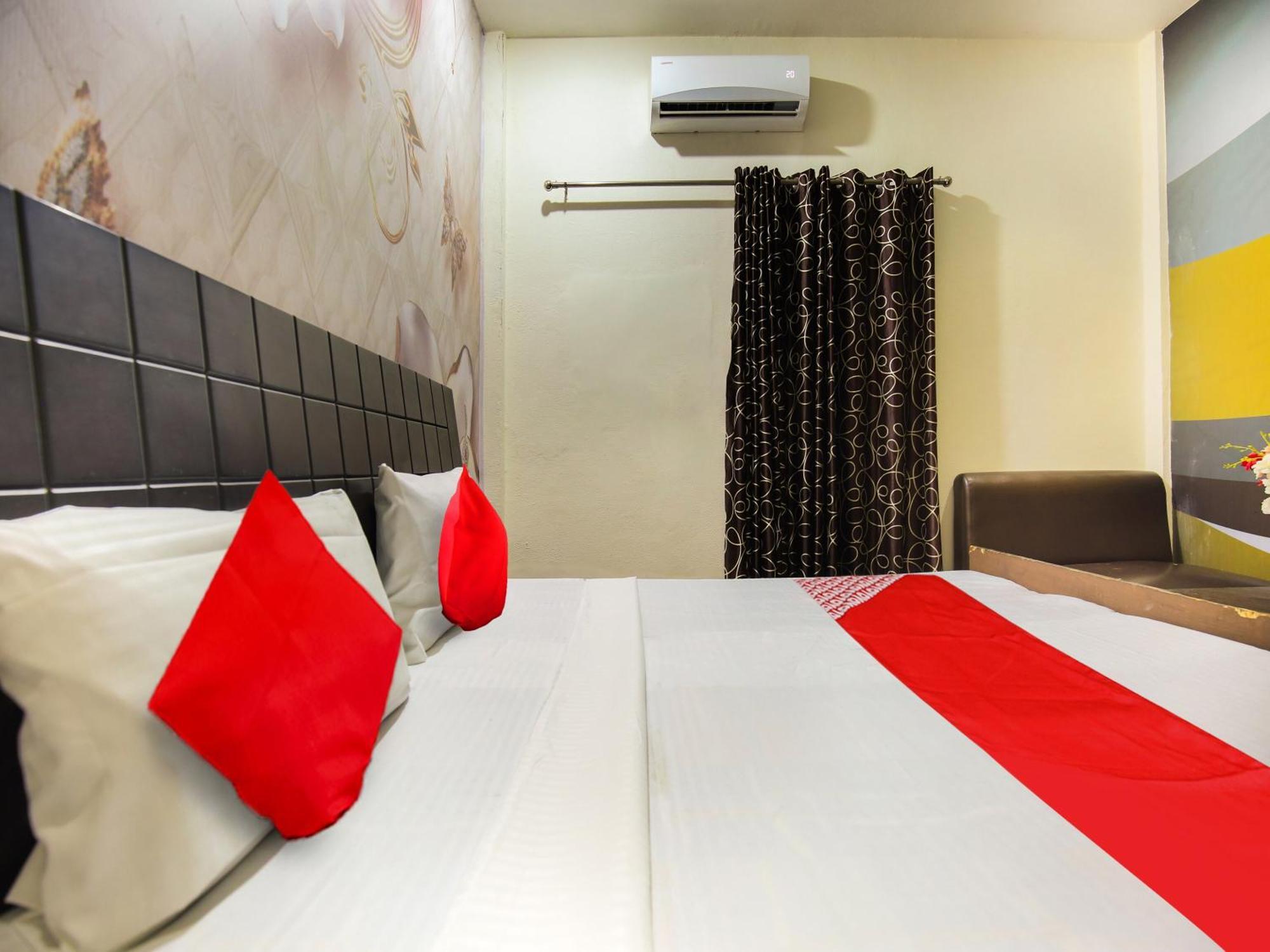 Oyo Flagship Hotel Le Aley Regency Ludhiana Buitenkant foto